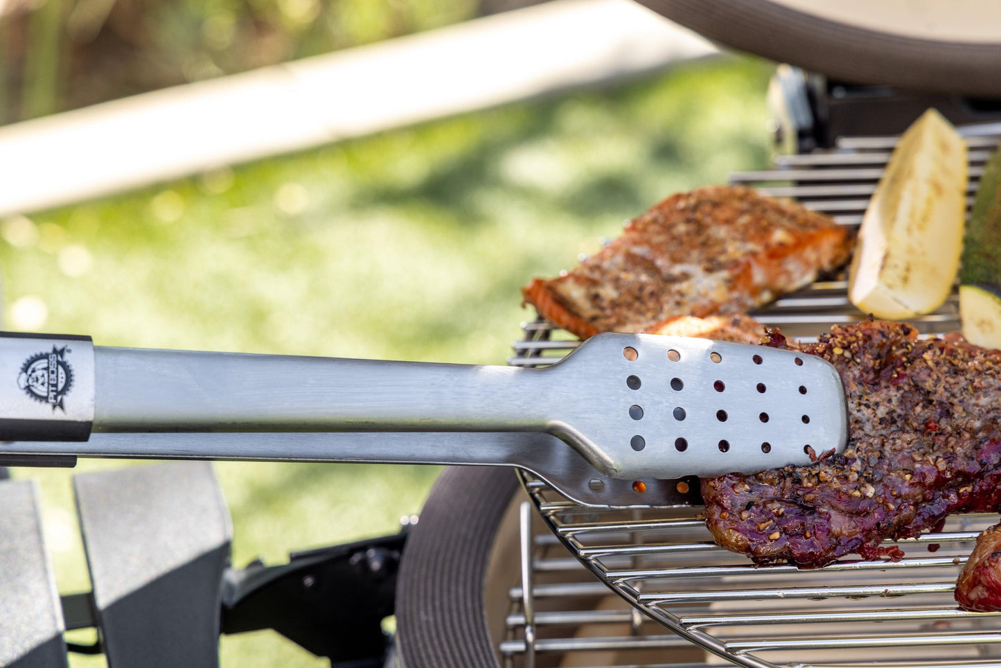 Pit Boss K24 24" (60cm) Black Ceramic Kamado BBQ with Cover