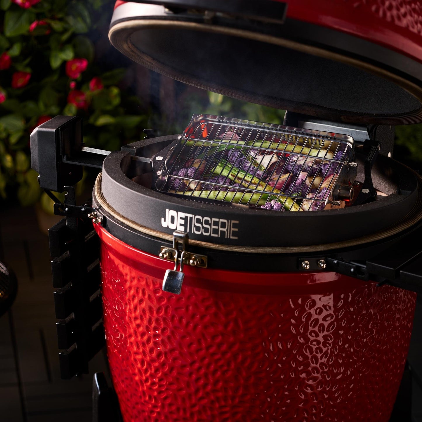 Kamado Joe Big Joe II with Adventurer Pack